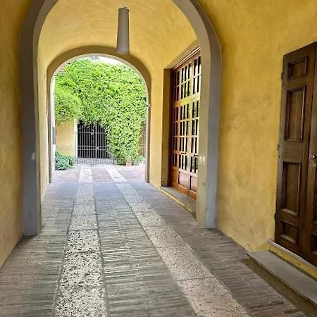 Centro Storico Διαμέρισμα Ρέτζιο Εμίλια